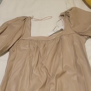 Zara Beige Puff Sleeve Top